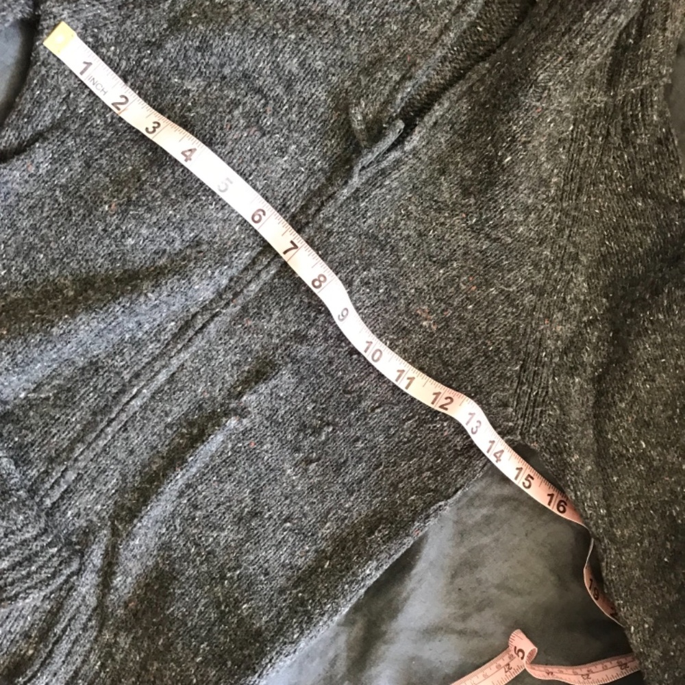 Zara sweater. - Picture 2 of 6
